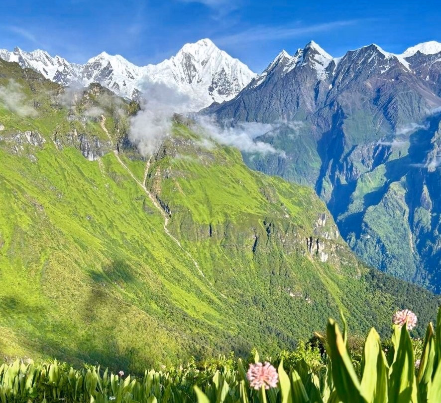 Tsum Valley Trek